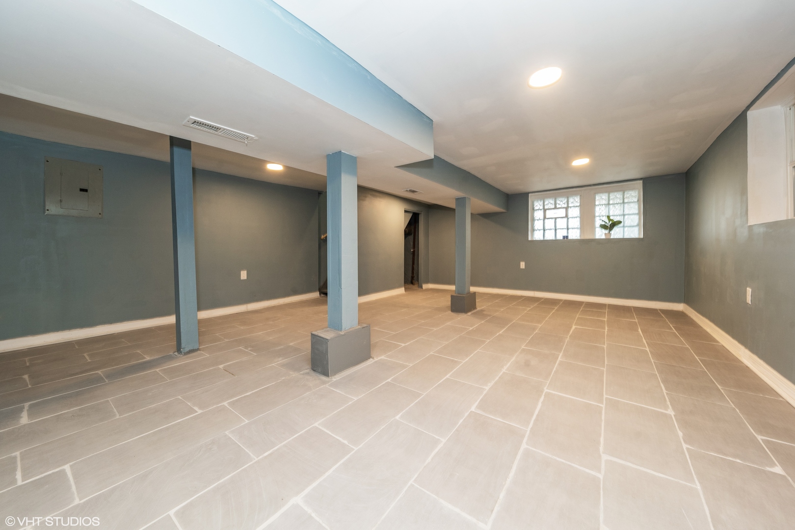 7306 South May Street Chicago, IL 60621 - Photo 10 of 11 Gallery Image 10