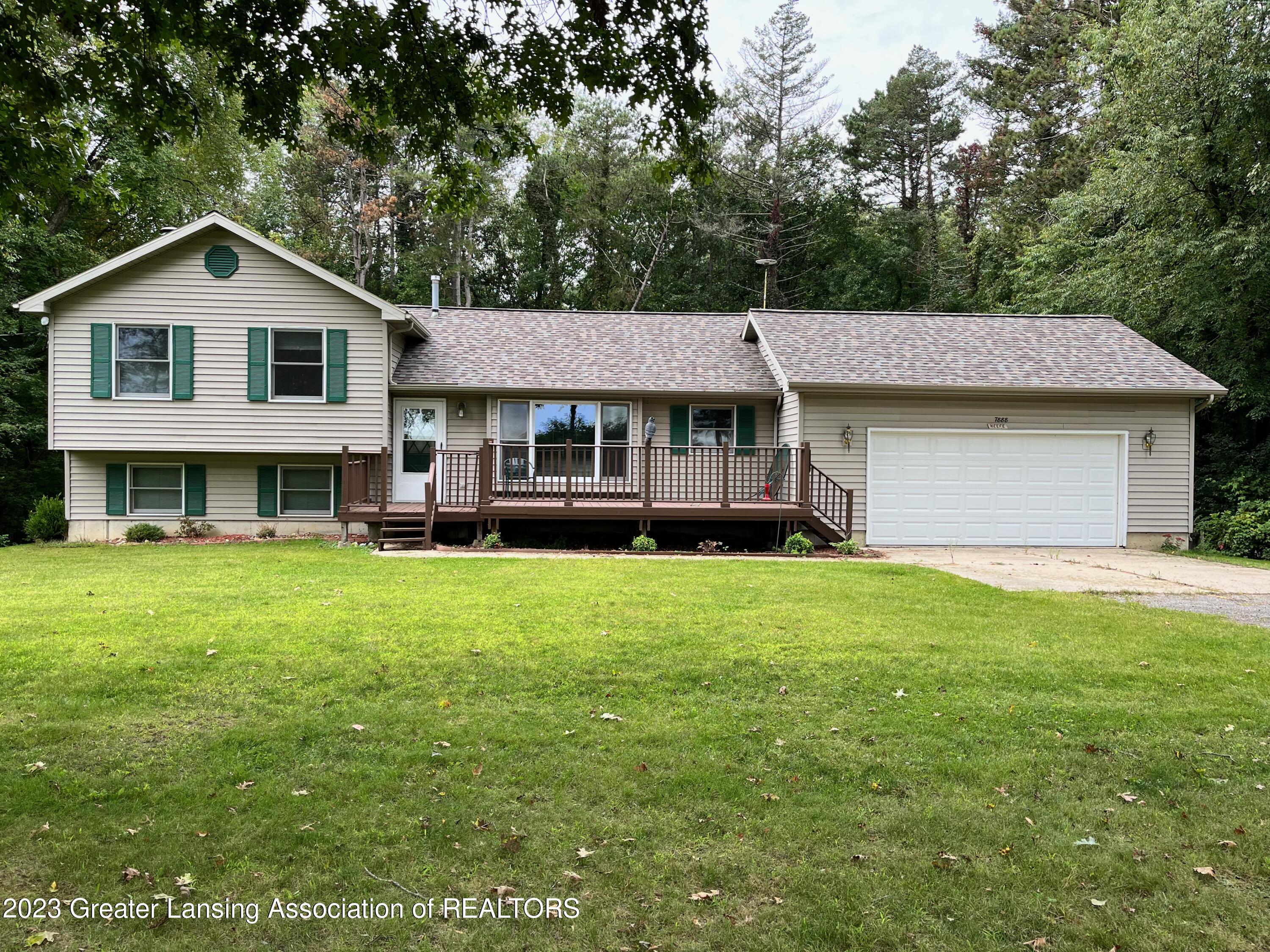7888 Brown Road Parma, MI 49269 - Photo 1 of 30 Front of House from the yard