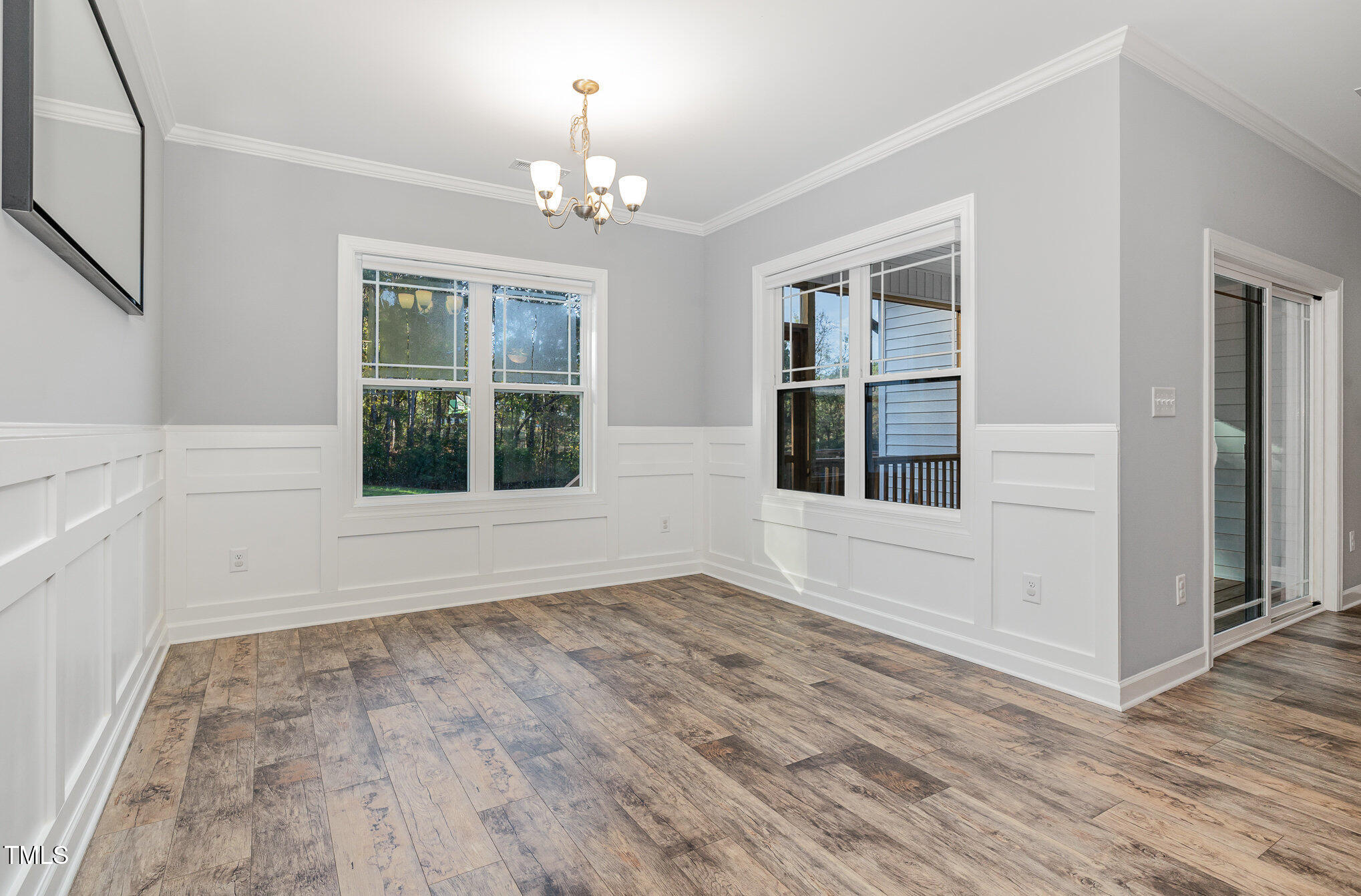 369 Lowery Lane Benson, NC 27504 - Photo 6 of 28 006_file_190