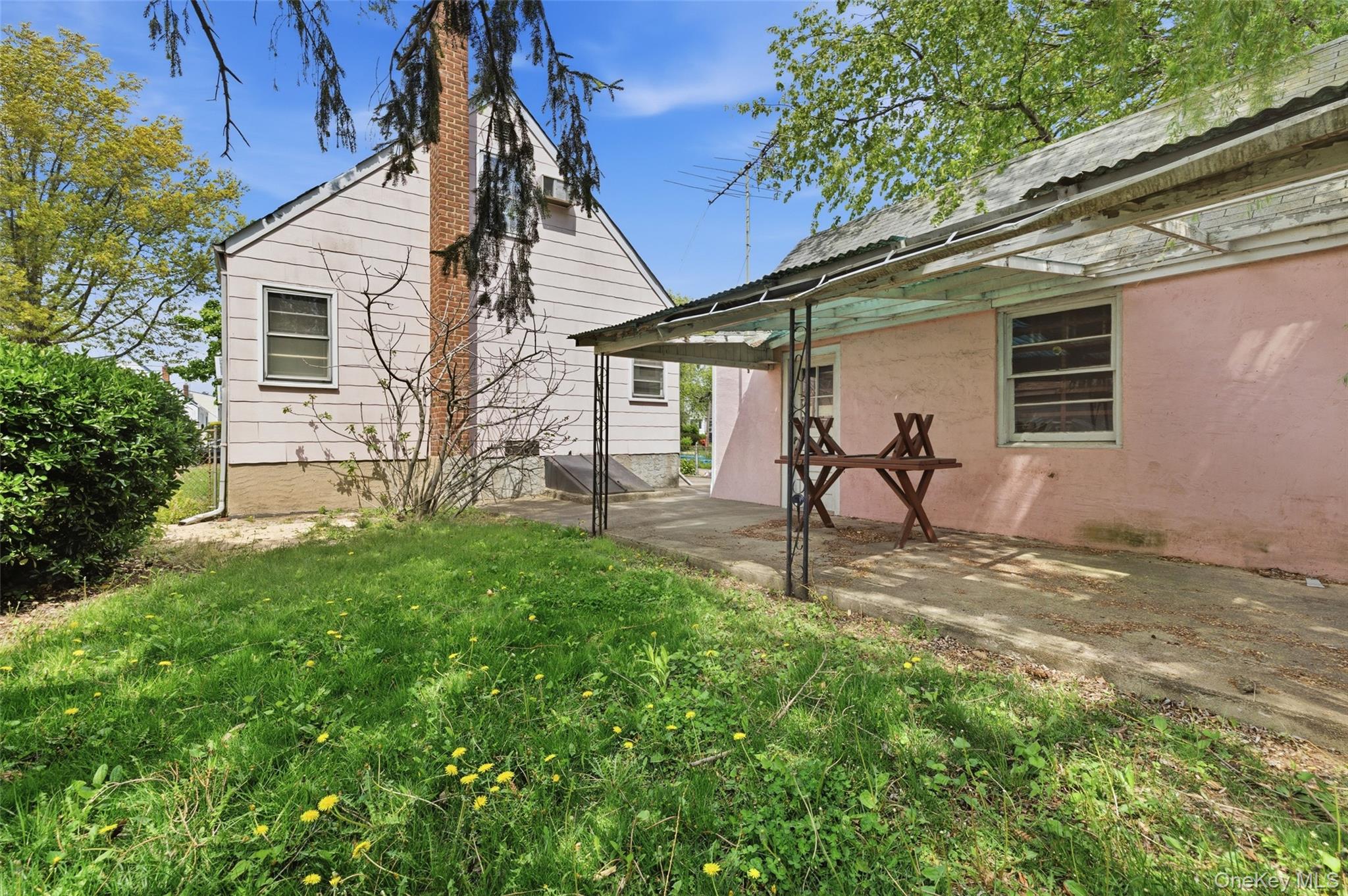 24 Spring Garden Street Valley Stream, NY 11580 - Photo 24 of 25