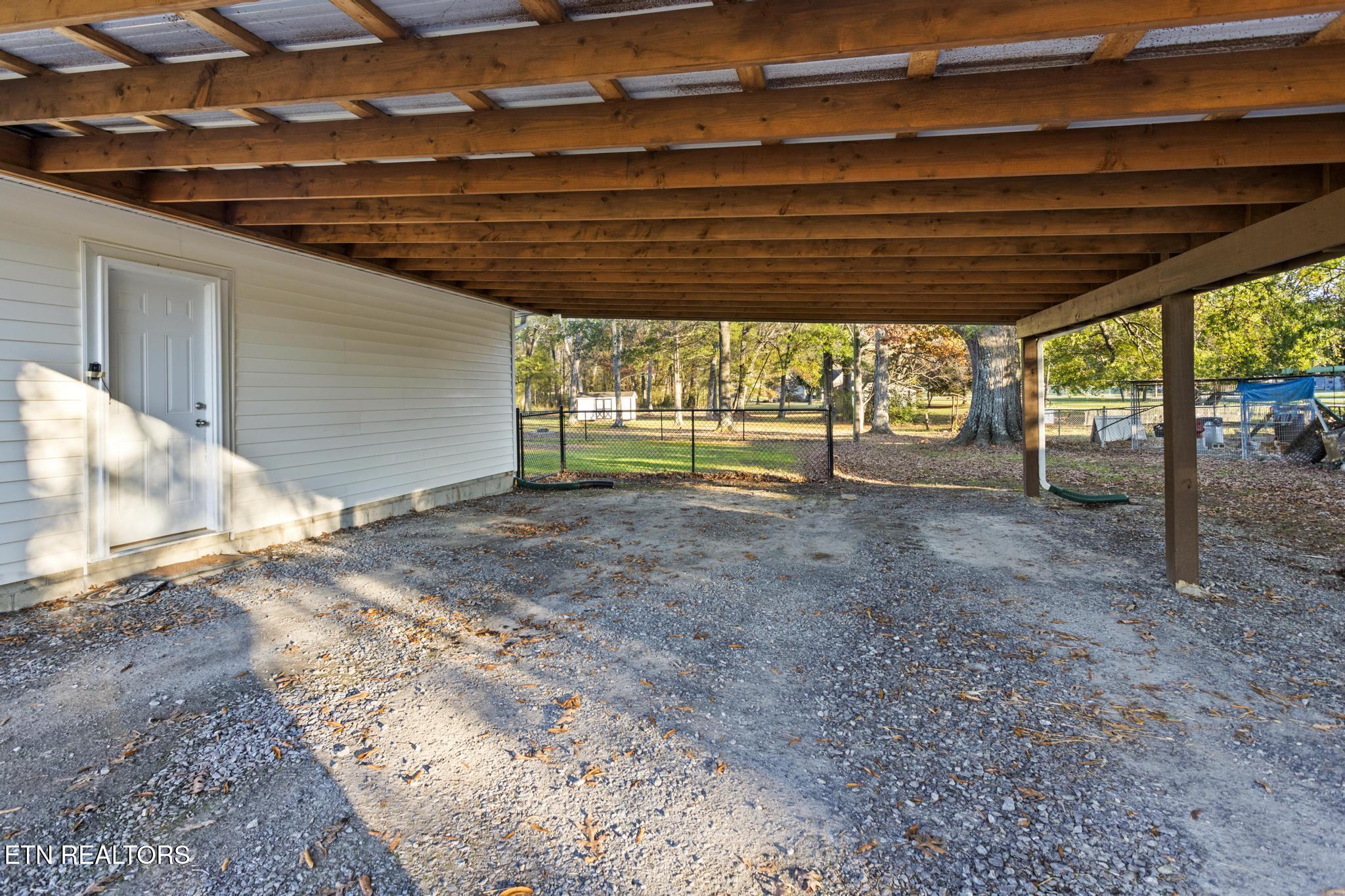 18216 Highway 58 Decatur, TN 37322 - Photo 13 of 15 13
