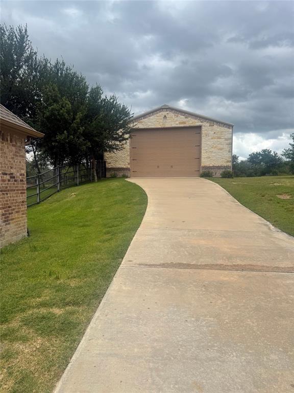 101 Bedding Lane Azle, TX 76020 - Photo 3 of 6