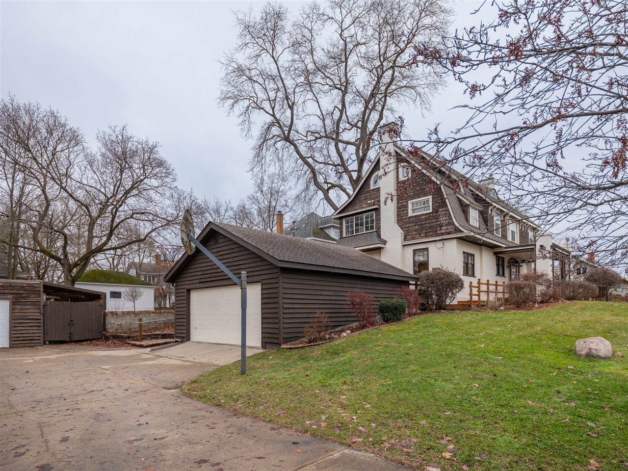 204 Monroe Street Kalamazoo, MI 49006 - Photo 32 of 36