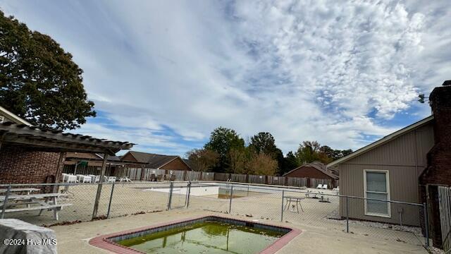 2072 Quail Ridge Road, Unit A Greenville, NC 27858 - Photo 46 of 46 Toddler Pool and Pool