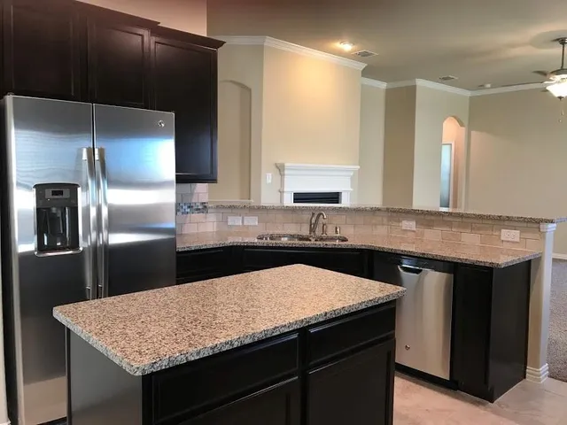 $2,395 | 2105 Washington Park Way, Prosper, TX 75078