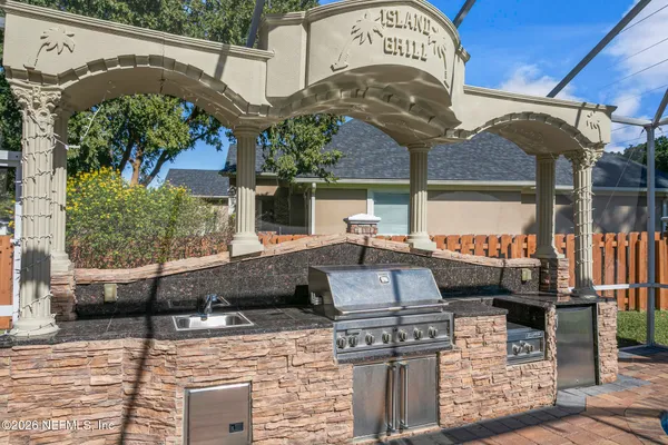 $1,250,000 | 8135 Wekiva Way, Jacksonville, FL 32256