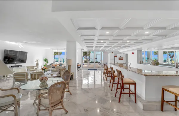 $669,000 | 1057 Hillsboro Mile, Unit 411, Hillsboro Beach, FL 33064