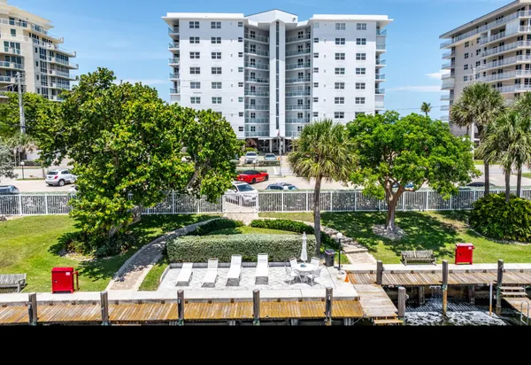$669,000 | 1057 Hillsboro Mile, Unit 411, Hillsboro Beach, FL 33064
