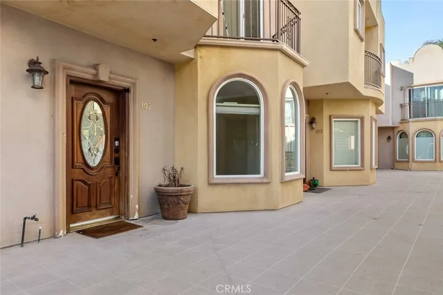 $3,500 | 6939 Greeley Street, Unit 102, Tujunga, CA 91042