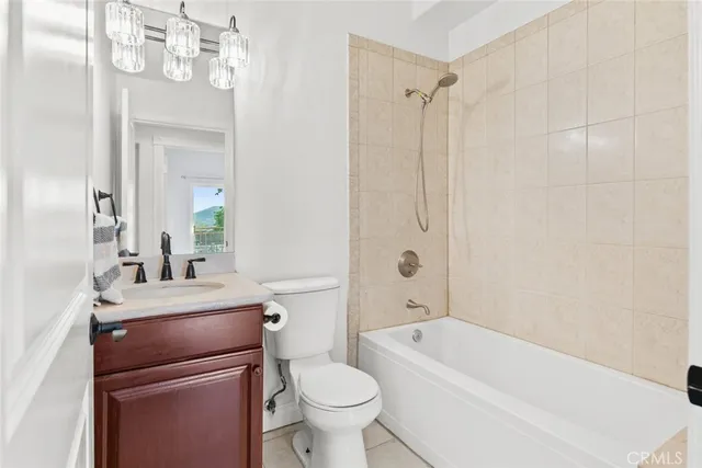 $3,500 | 6939 Greeley Street, Unit 102, Tujunga, CA 91042