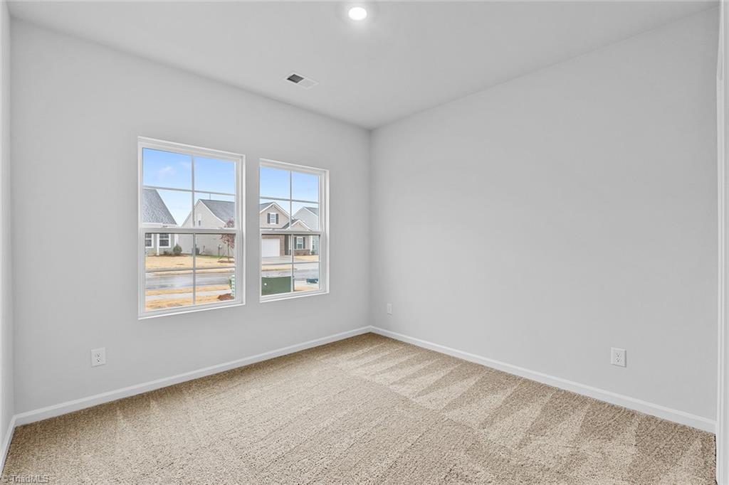 159 Candytuft Court Lexington, NC 27295 - Photo 6 of 31