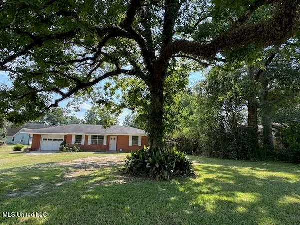 $109,000 | 736 East Joseph Street, Centreville, MS 39631