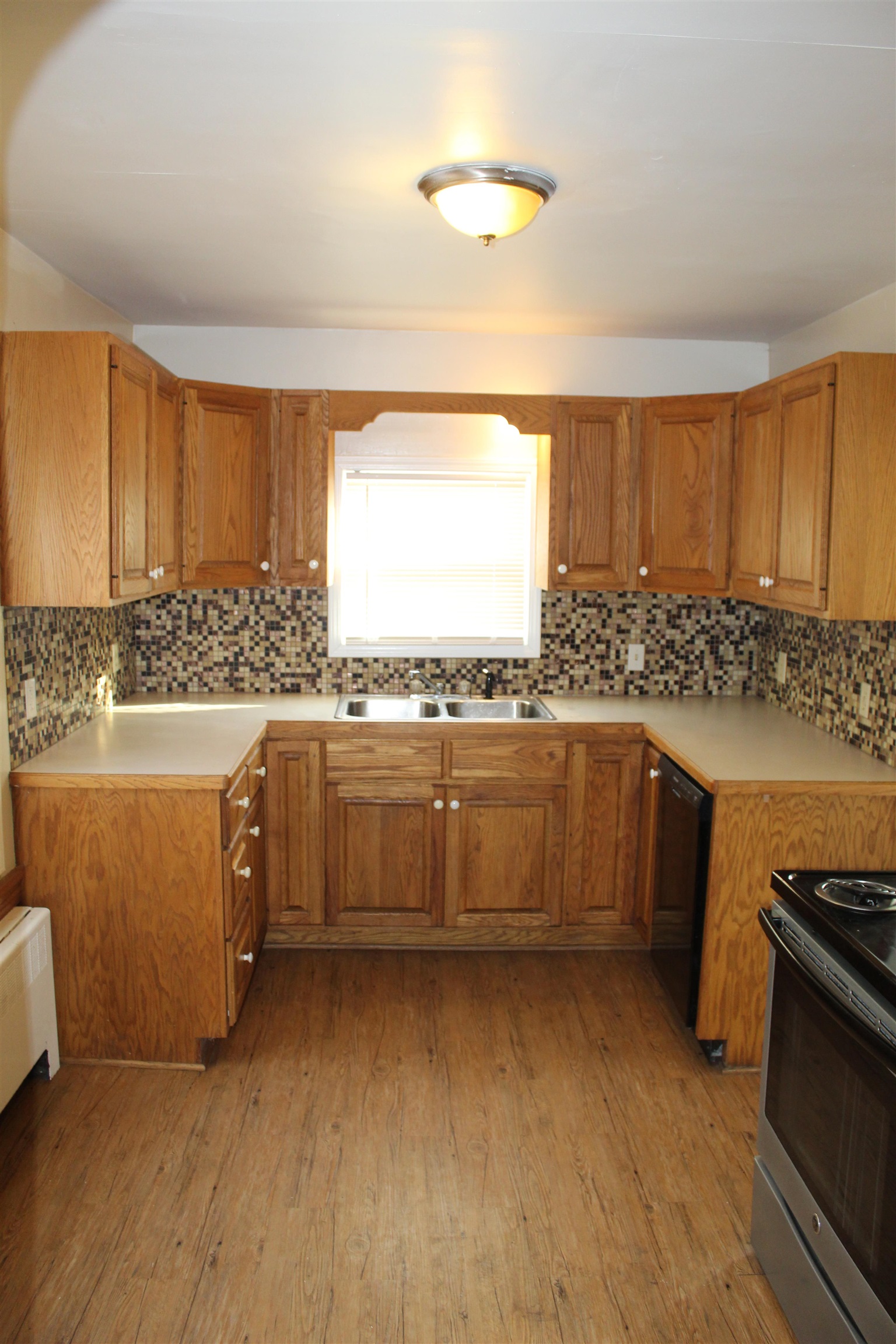 10390 West Mount Morris Road Flushing, MI 48433 - Photo 15 of 23 50130950-a53b3f4b-e7fd-4d26-9319-9d85447c8aa3.JPG