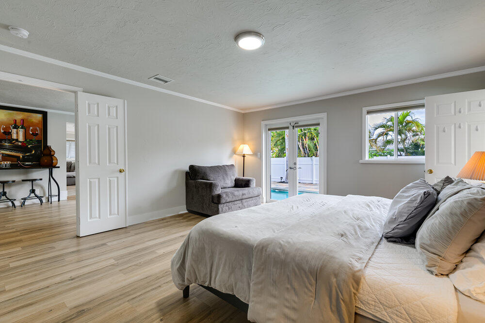 1198 Northeast 2nd Terrace Boca Raton, FL 33432 - Photo 24 of 31 PRIMARY BEDROOM