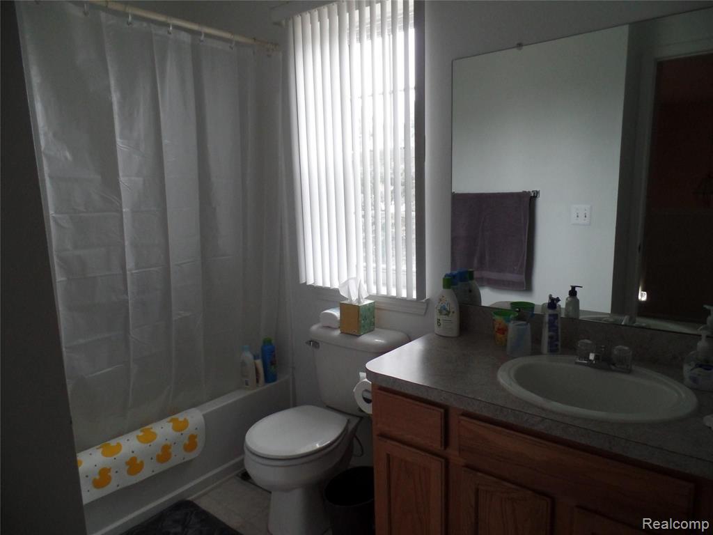 4075 Strathmore Lane Canton, MI 48188 - Photo 14 of 17