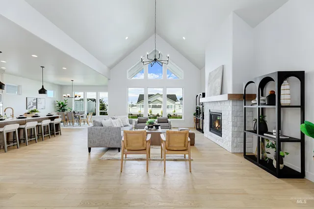 $1,024,862 | 6954 Saddle Bred Way, Star, ID 83669