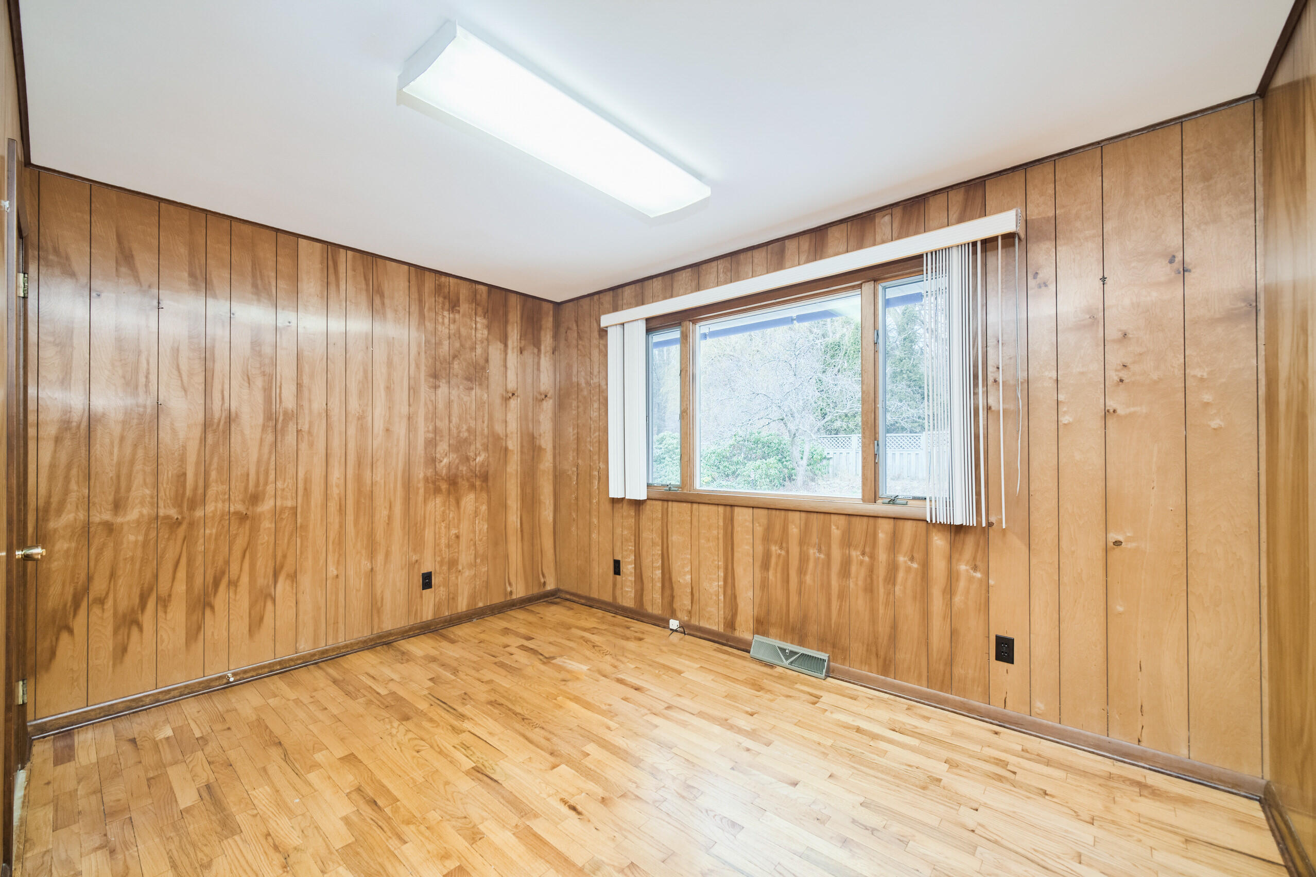 302 Condon Road Manistee, MI 49660 - Photo 17 of 56 2nd bedroom has large window