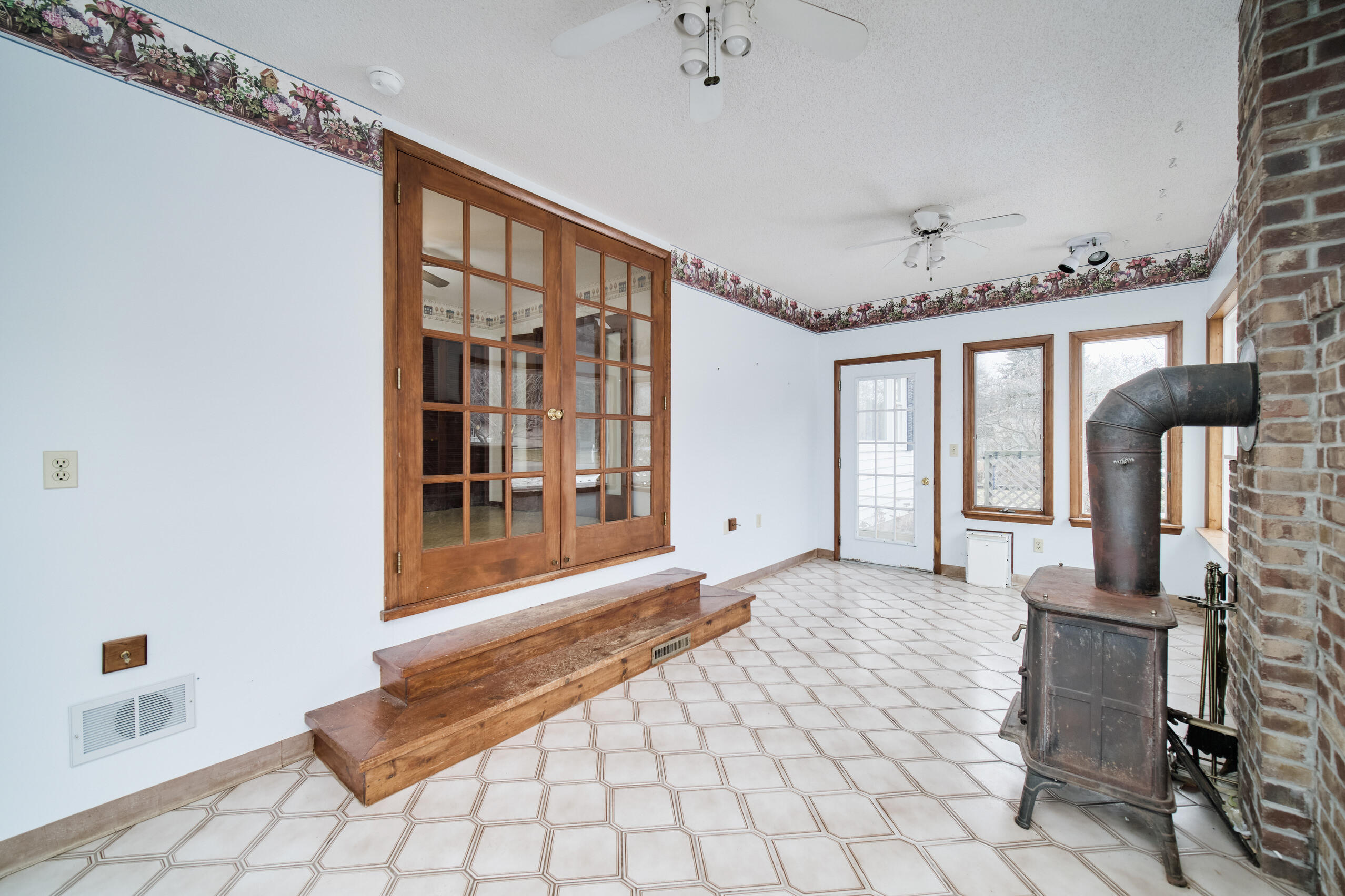 302 Condon Road Manistee, MI 49660 - Photo 29 of 56 Ceramic tile floor