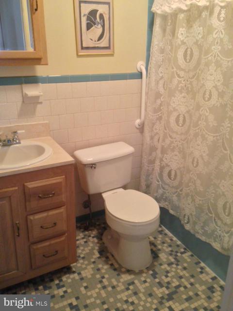 2211 Green Mill Road Finksburg, MD 21048 - Photo 11 of 16 Bath