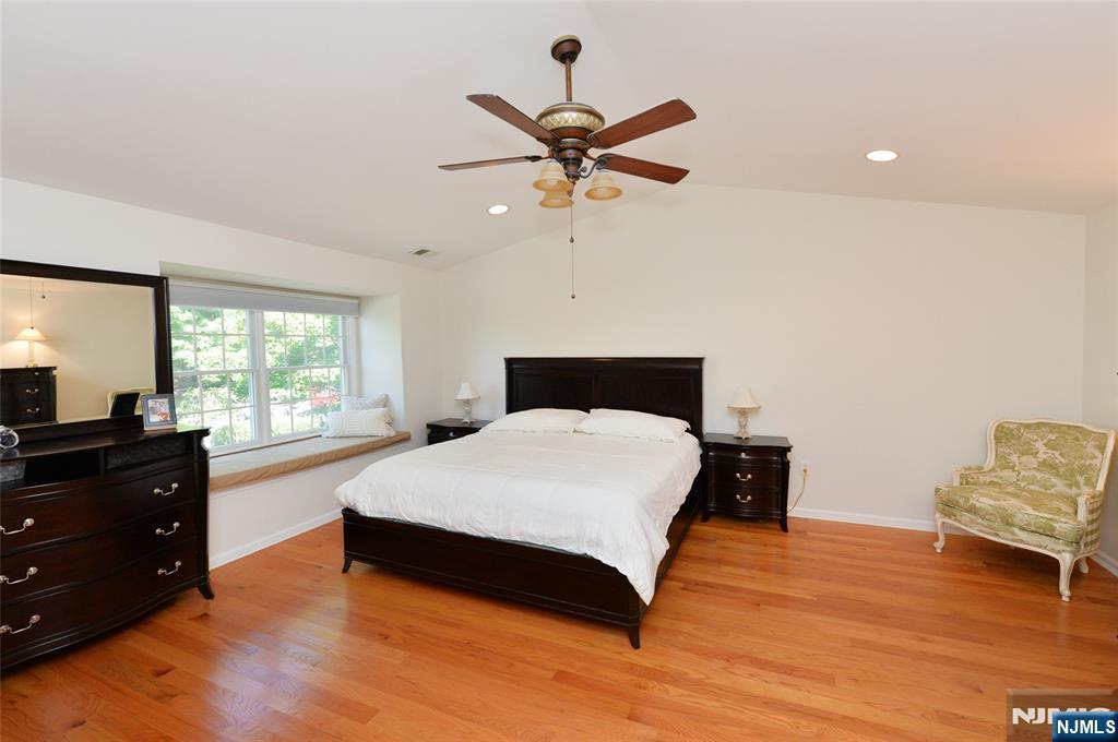 90 Summer Hill Road, Unit 90 Wayne, NJ 07470 - Photo 20 of 39 Gallery Image 20