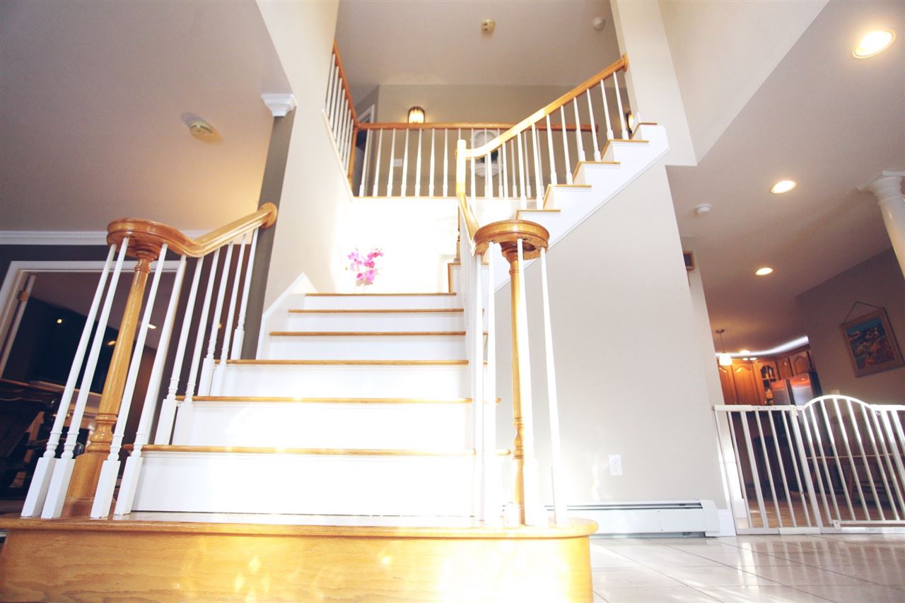 375 Weirs Road Gilford, NH 03249 - Photo 6 of 37 Gallery Image 6