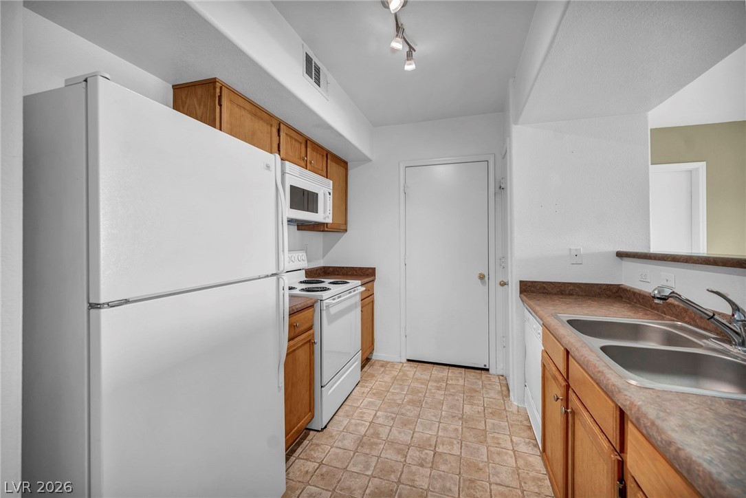 7255 West Sunset Road, Unit 2162 Las Vegas, NV 89113 - Photo 8 of 42