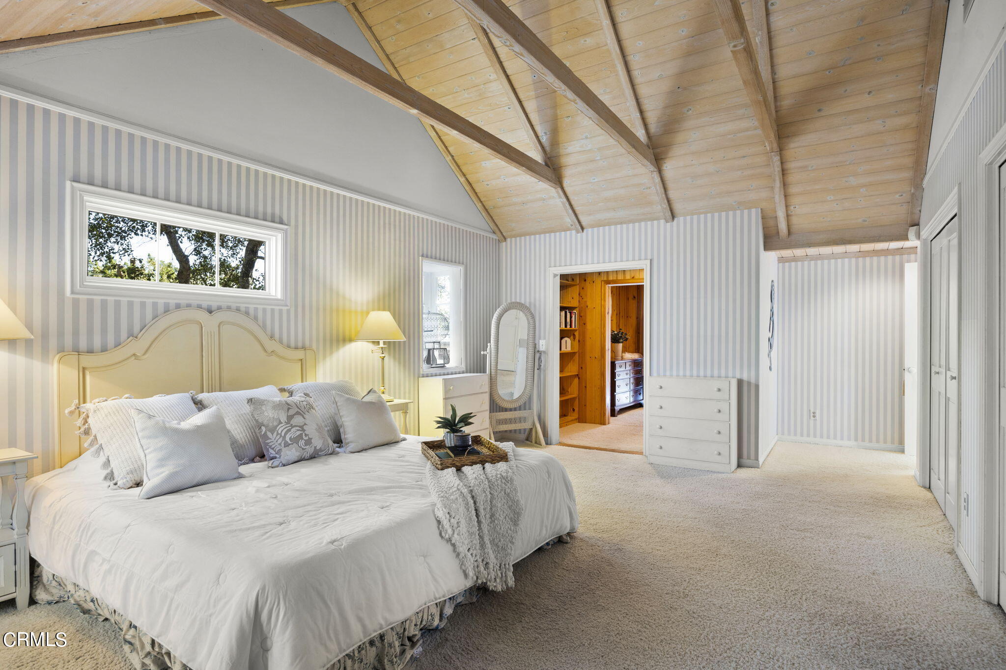 601 Foothill Road Ojai, CA 93023 - Photo 17 of 47 a bed room with a bed and a painting