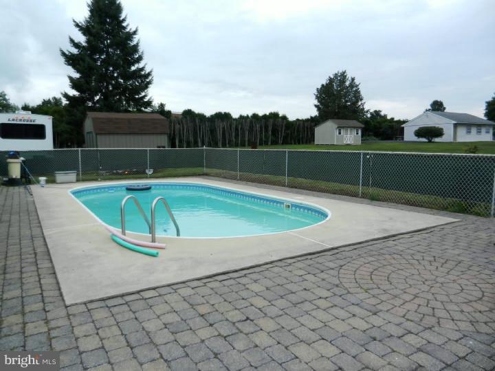 12 Clay Slate Road Oley, PA 19547 - Photo 4 of 21 Gallery Image 4