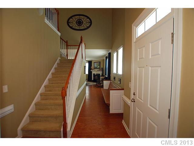 11121 Sandstone Road, Unit 11121 Charlotte, NC 28277 - Photo 2 of 14 Gallery Image 2
