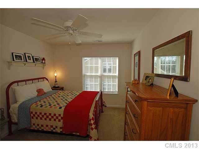 11121 Sandstone Road, Unit 11121 Charlotte, NC 28277 - Photo 12 of 14 Gallery Image 12