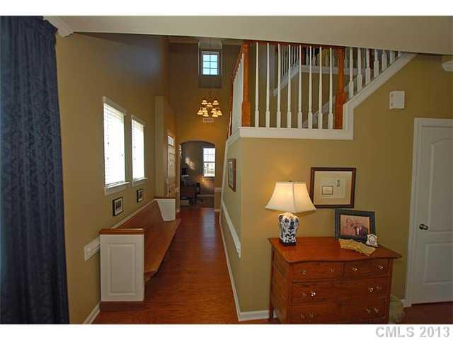 11121 Sandstone Road, Unit 11121 Charlotte, NC 28277 - Photo 4 of 14 Gallery Image 4