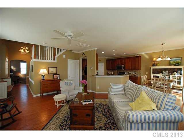 11121 Sandstone Road, Unit 11121 Charlotte, NC 28277 - Photo 5 of 14 Gallery Image 5