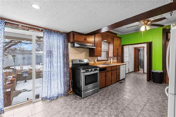 $149,900 | 413 South Orchard Street, Clinton, MO 64735