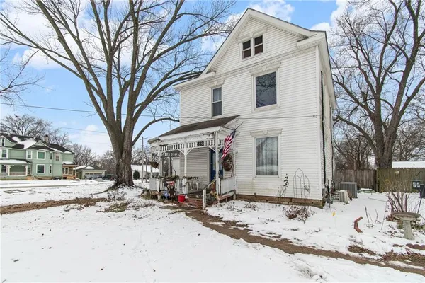 $149,900 | 413 South Orchard Street, Clinton, MO 64735
