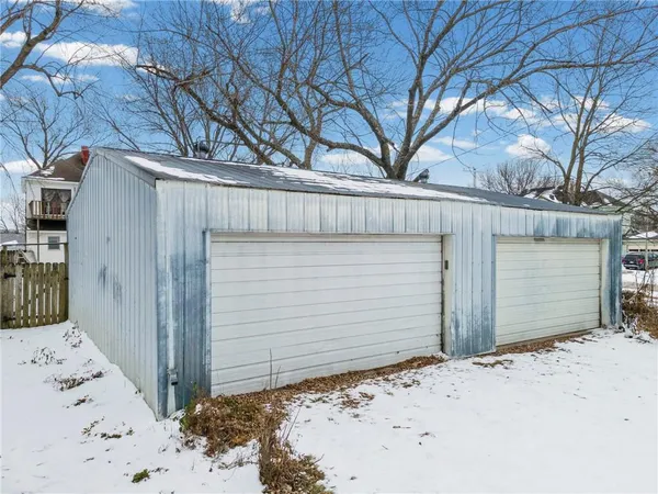 $149,900 | 413 South Orchard Street, Clinton, MO 64735