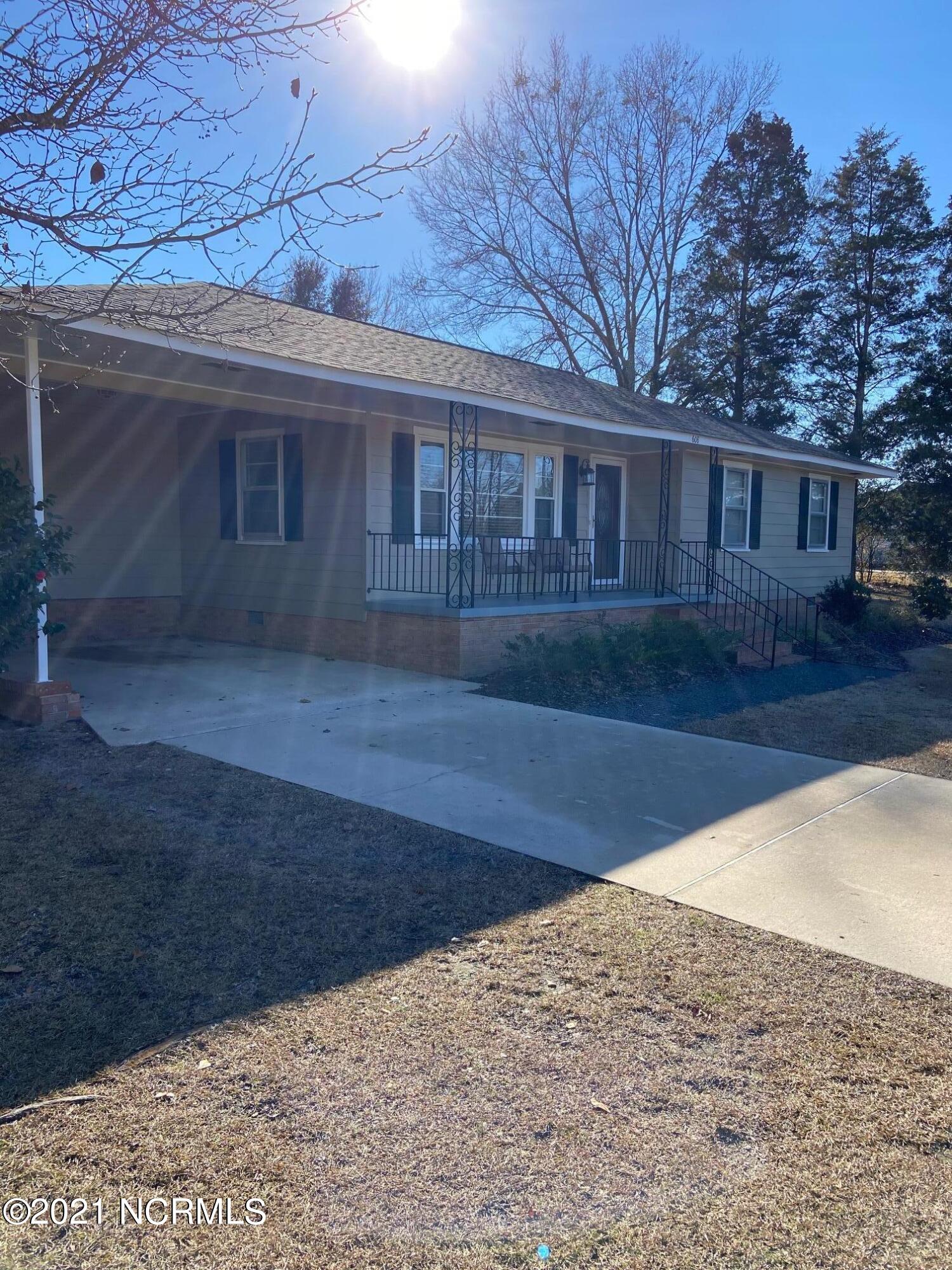 608 Richmond Road Rockingham, NC 28379 - Photo 3 of 19 Front 3