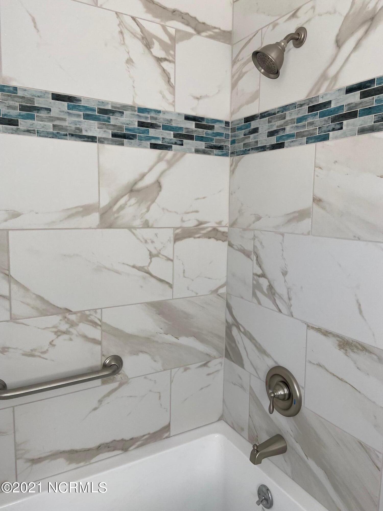 608 Richmond Road Rockingham, NC 28379 - Photo 6 of 19 Shower