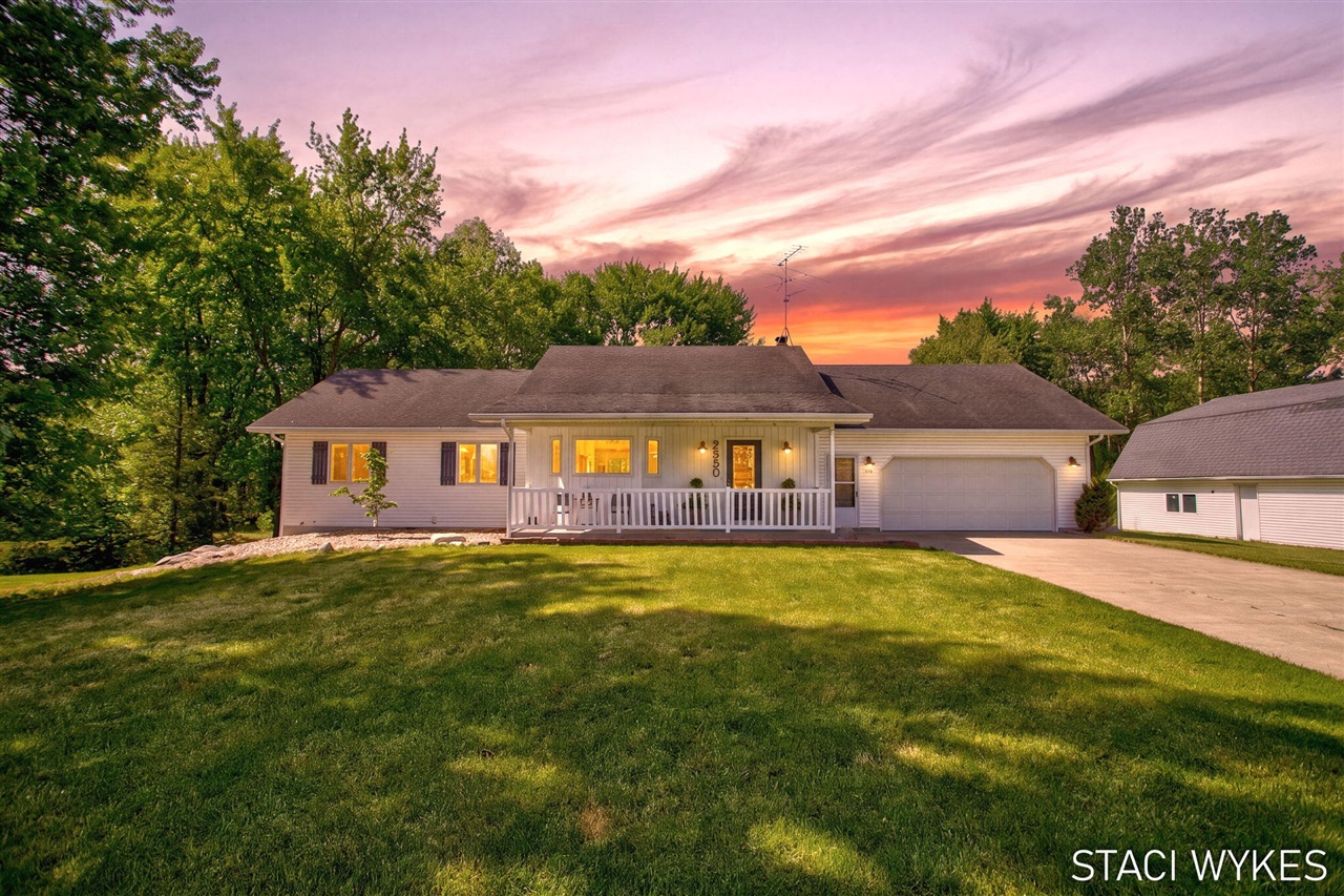 2550 Ranchland Drive Southwest Byron Center, MI 49315 - Photo 1 of 76
