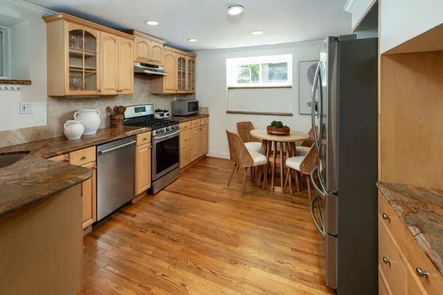 $3,475,000 | 660 Palo Alto Avenue, Palo Alto, CA 94301