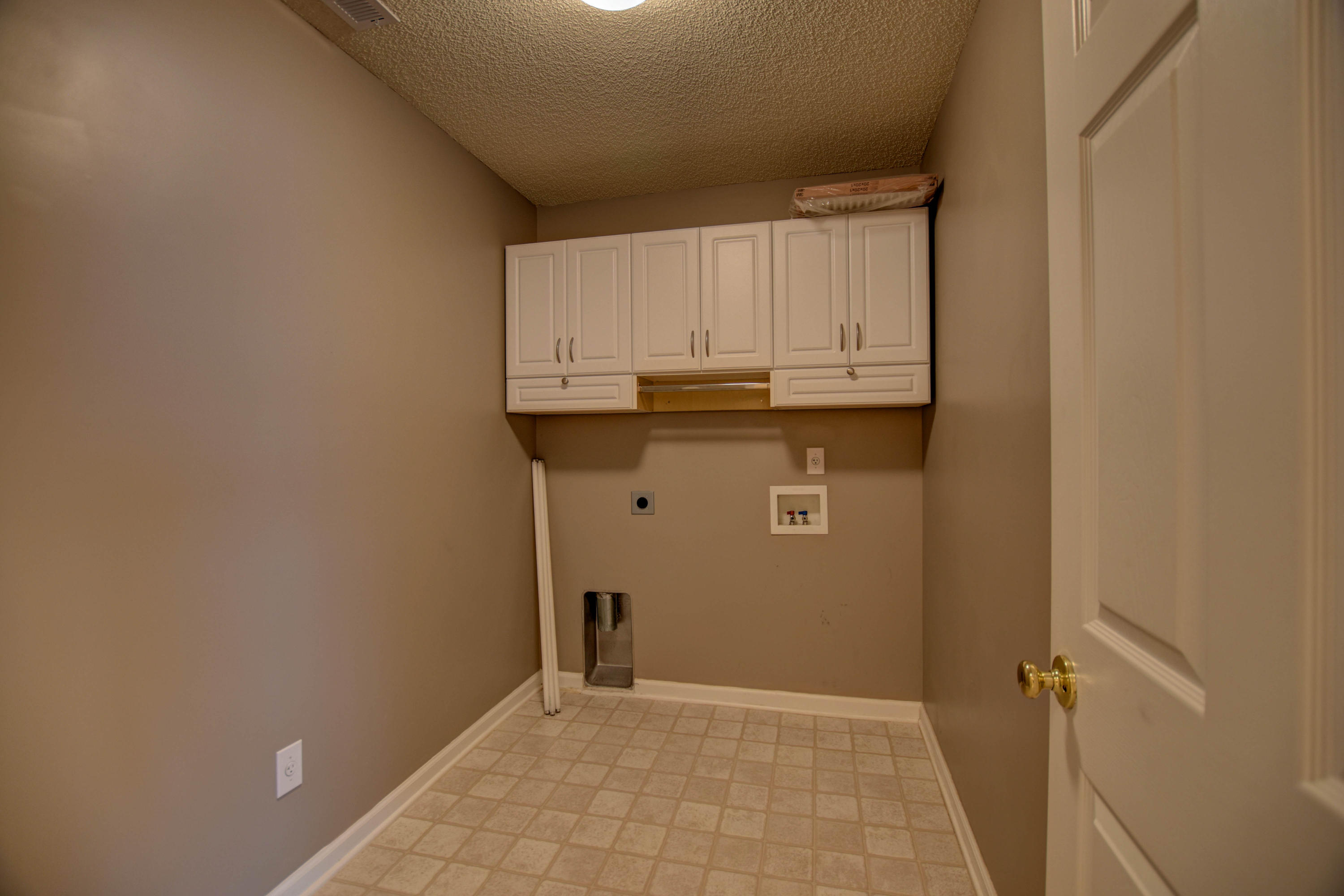 604 State Rd S-8-977 Moncks Corner, SC 29461 - Photo 8 of 22 Resinwood 7