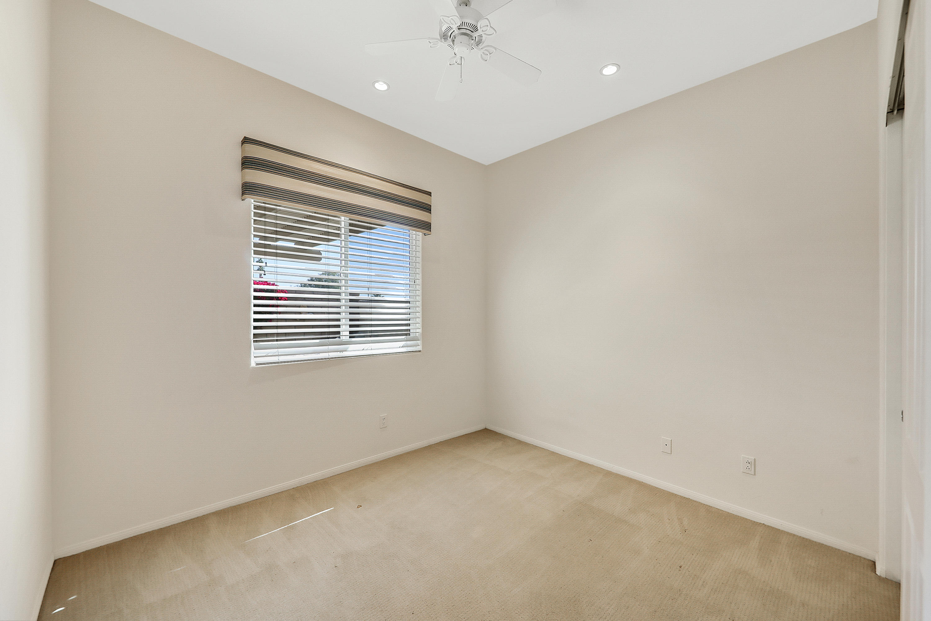 49394 Lewis Road Indio, CA 92201 - Photo 20 of 29 Guest Bedrm #1