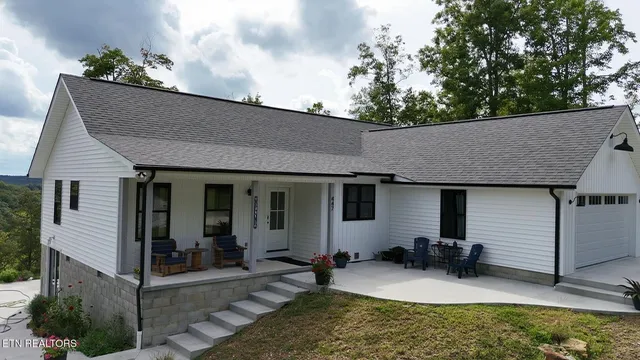 $459,000 | 447 John J Smith Road, Oneida, TN 37841