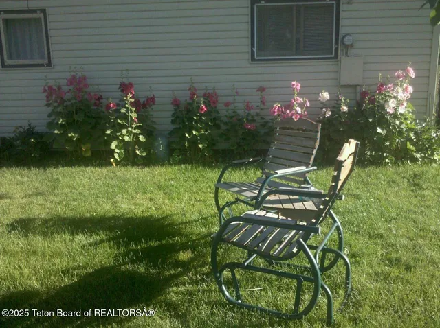 $183,000 | 263 South Oak Street, La Barge, WY 83123