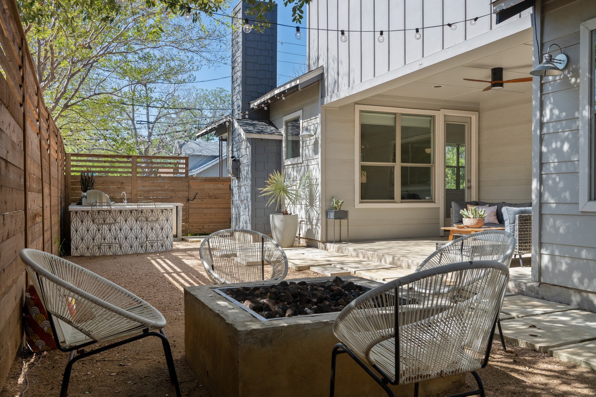 814 East 46th Street Austin, TX 78751 - Photo 5 of 37