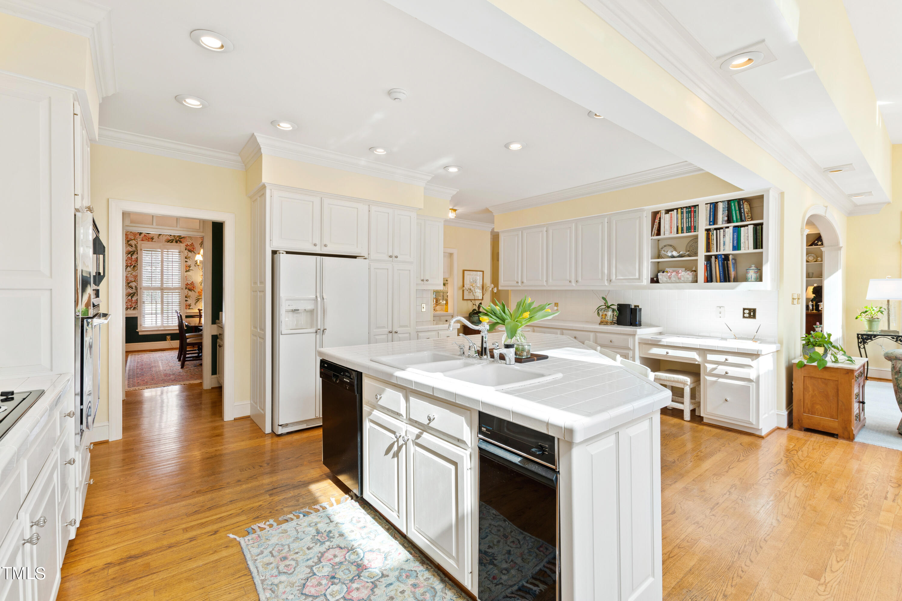 2917 Lake Boone Place Raleigh, NC 27608 - Photo 12 of 50 10 Kitchen 3