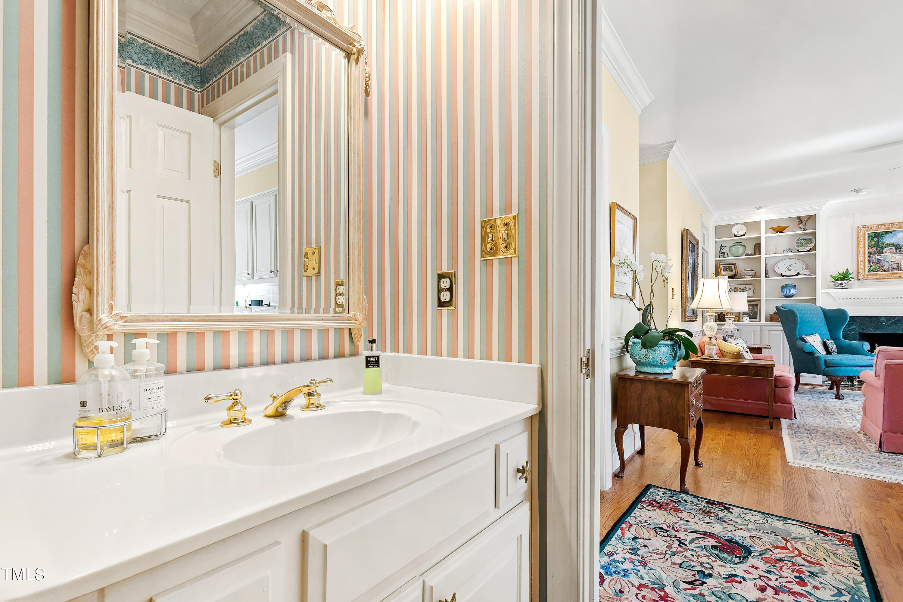 2917 Lake Boone Place Raleigh, NC 27608 - Photo 22 of 50 16a BAthroom