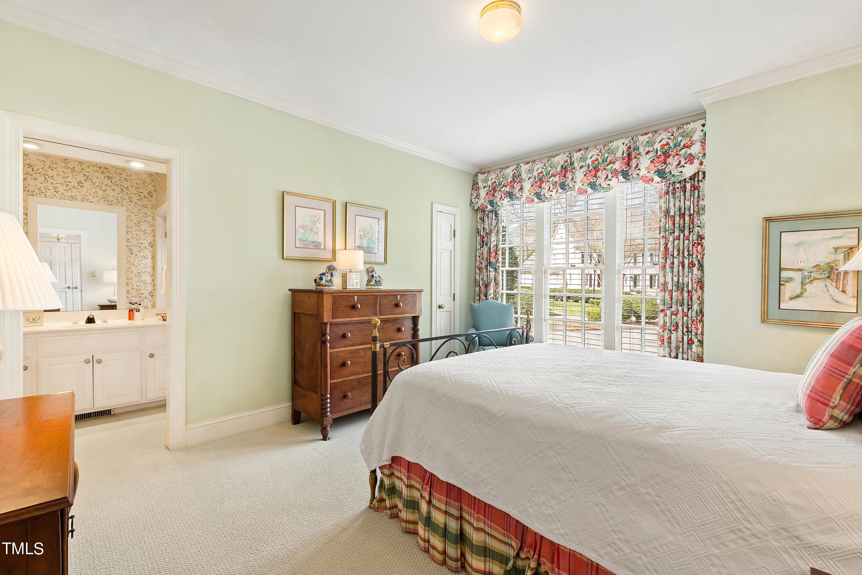 2917 Lake Boone Place Raleigh, NC 27608 - Photo 28 of 50 22 BEdroom