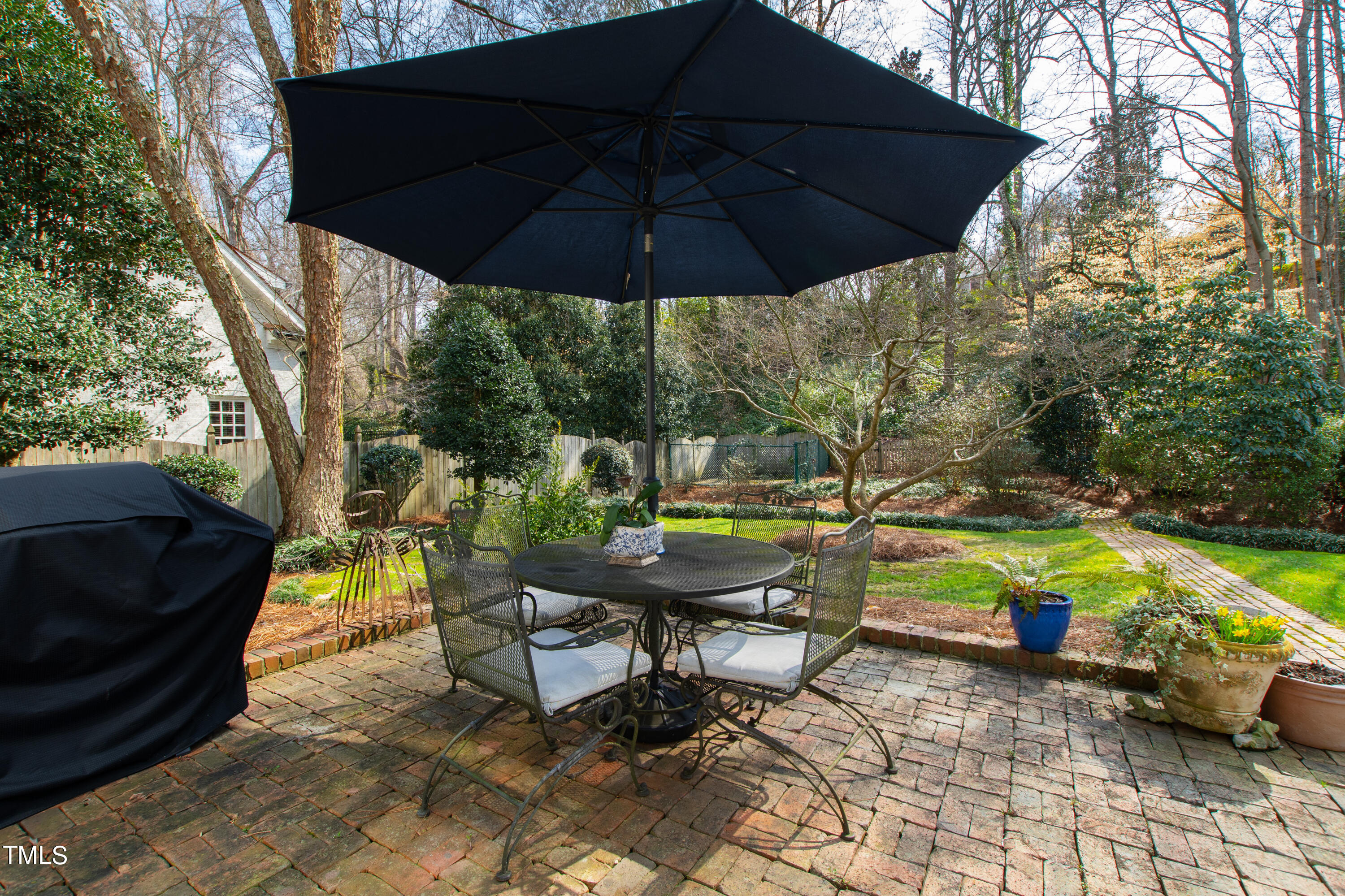 2917 Lake Boone Place Raleigh, NC 27608 - Photo 43 of 50 35a BAck