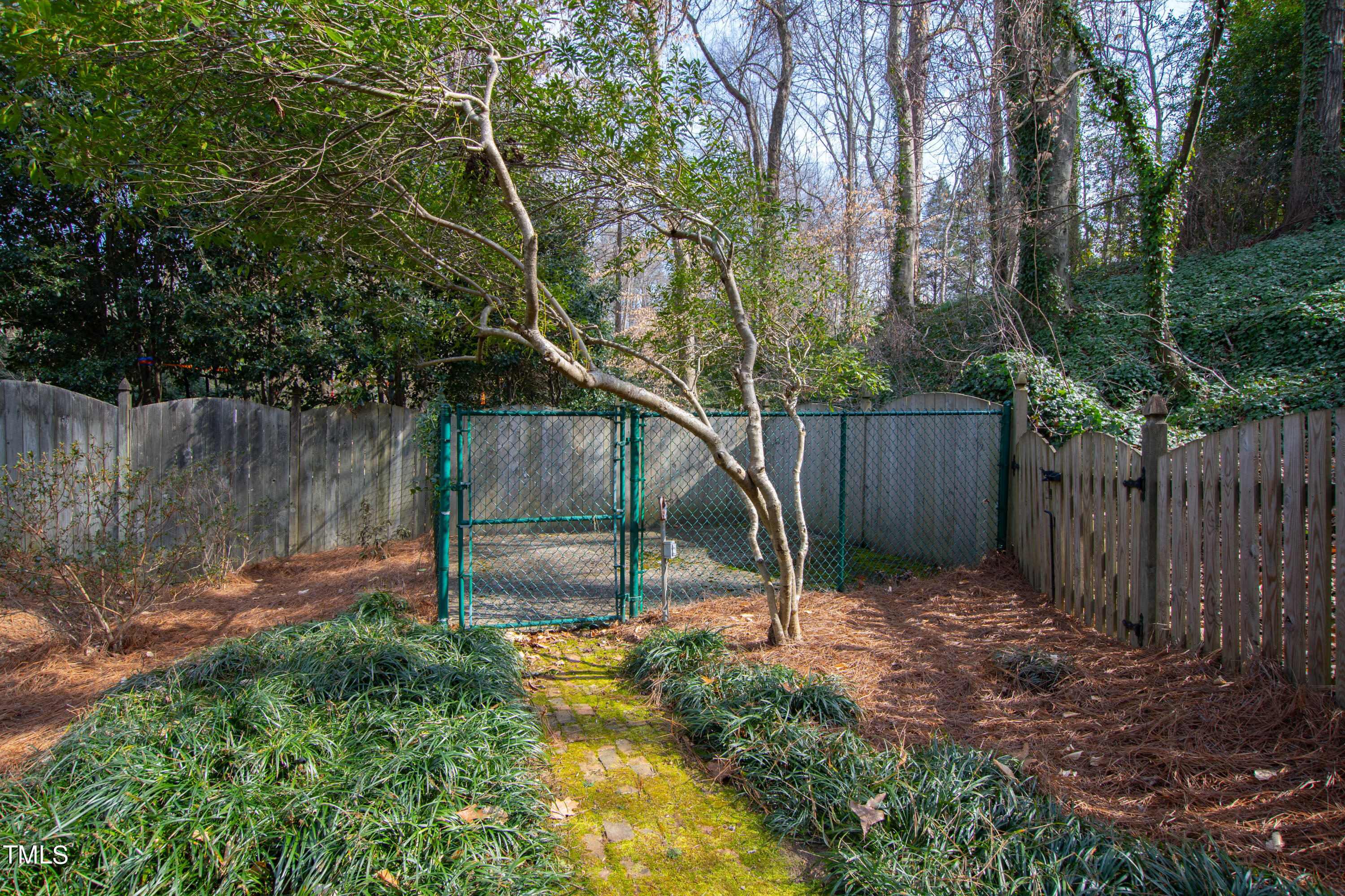 2917 Lake Boone Place Raleigh, NC 27608 - Photo 44 of 50 35b BAck 5