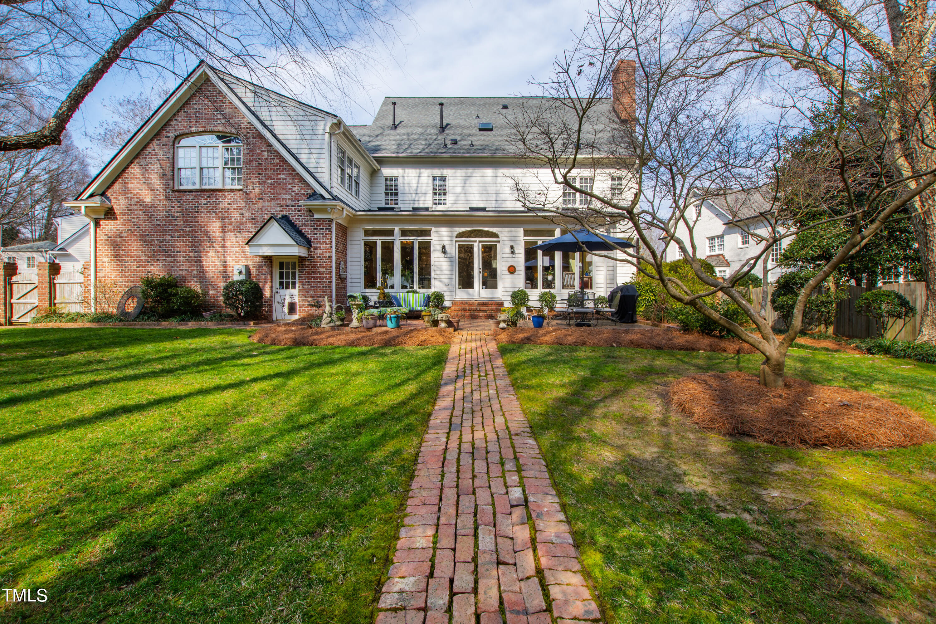 2917 Lake Boone Place Raleigh, NC 27608 - Photo 45 of 50 36 BAck 4